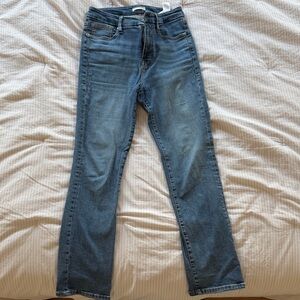 Good American Good Legs Straight Jeans in Blue Mint Condition